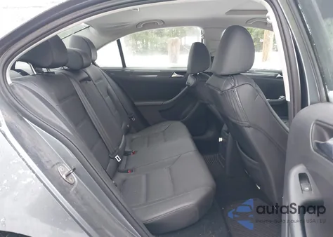 2011 Volkswagen Jetta 2.0L Tdi from USA, damaged, VIN 3VWLL7AJXBM066671